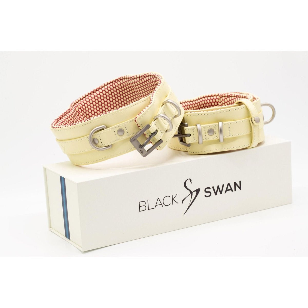Black Swan DesinZ – Oberschenkelfesseln – Produktansicht 2