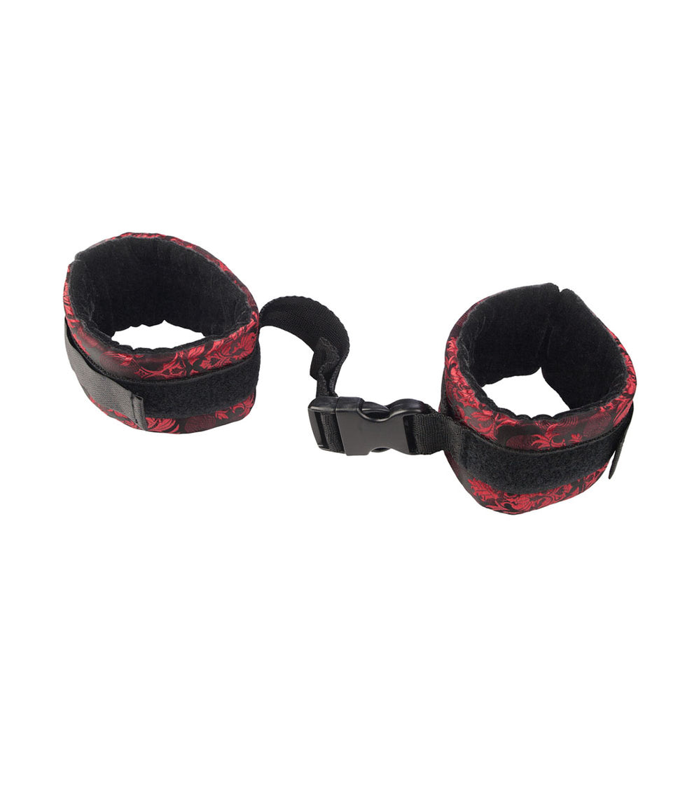 CalExotics Scandal Control Cuffs – gepolsterte Manschetten im Detail