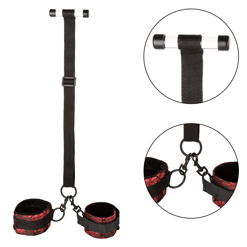 CalExotics Scandal Over The Door Cuffs – Türhalterung und Manschetten im Detail