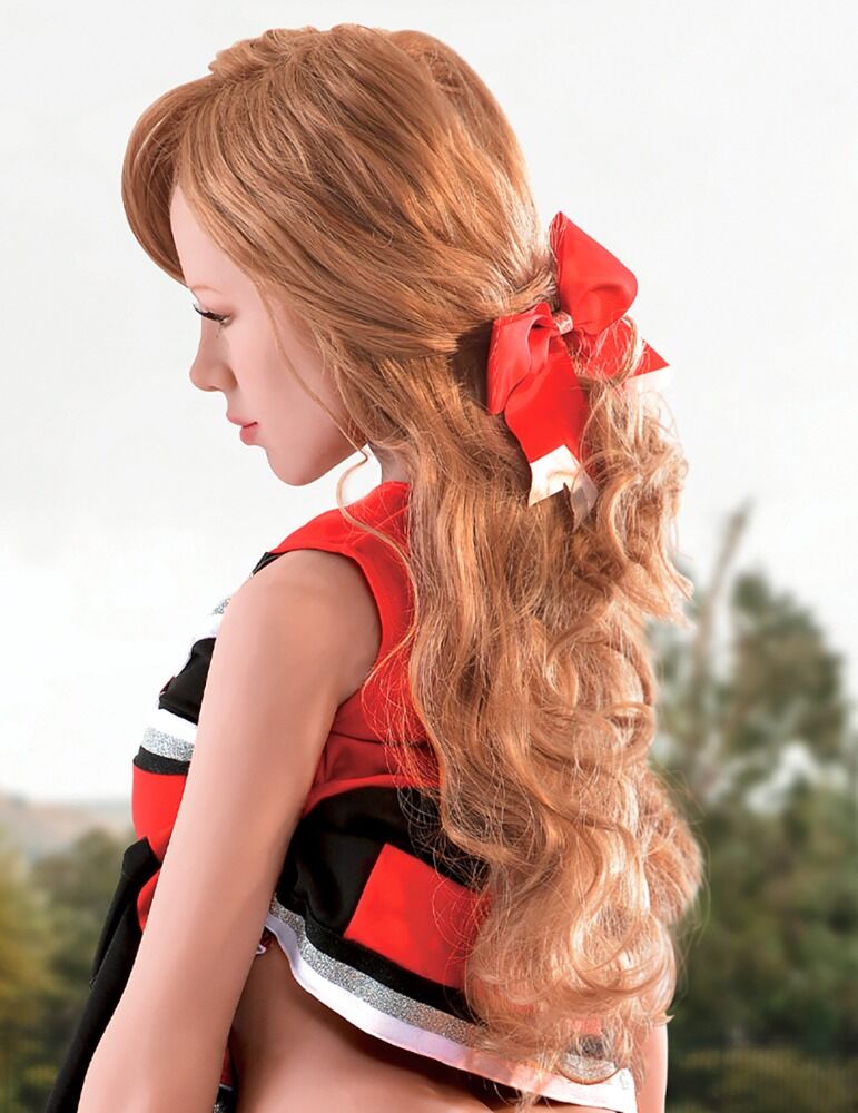 Pipedream Ultimate Fantasy Doll Mandy – Seitenansicht